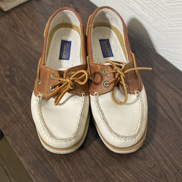 sperry top sider women’s shoes size 9 leather shoes :) - Picture 3 of 5
